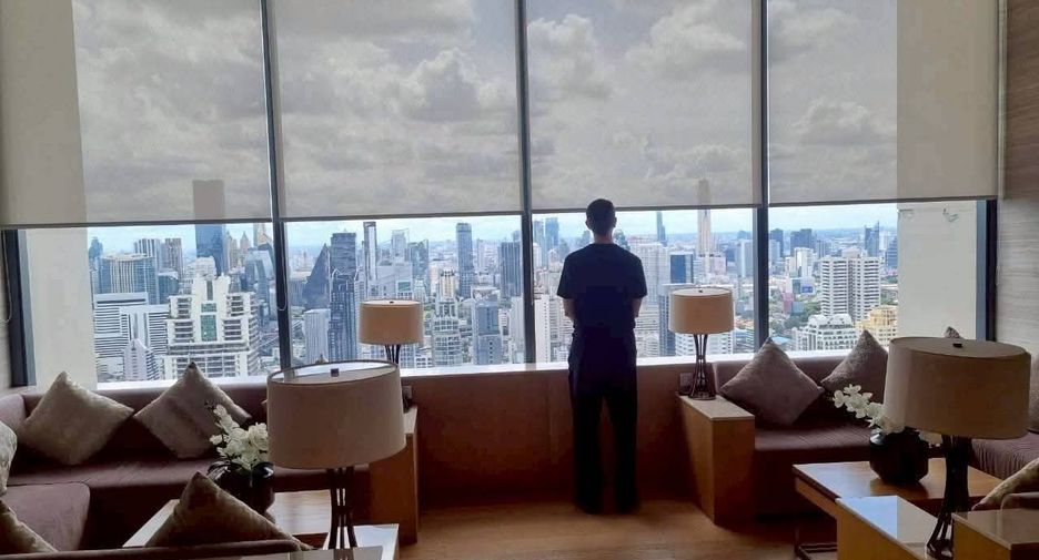 For rent and for sale 1 bed condo in Watthana, Bangkok