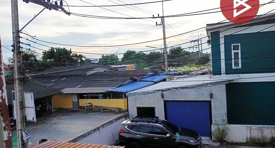 Casa adosada en venta de 2 habitaciones en Mueang Chon Buri, Chonburi