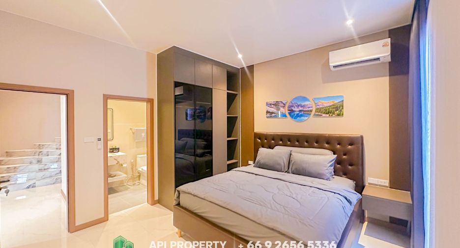 Casa en venta de 5 habitaciones en Bang Lamung, Chonburi