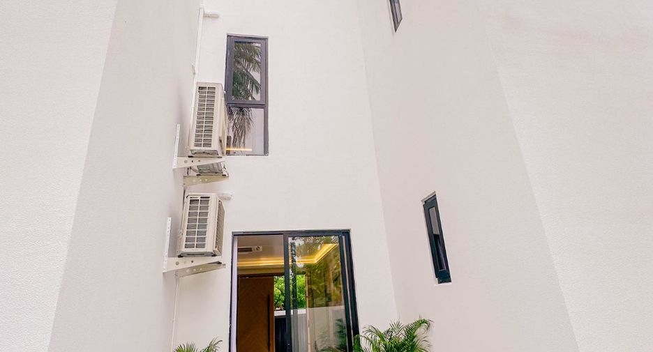 Casa en venta de 5 habitaciones en Bang Lamung, Chonburi