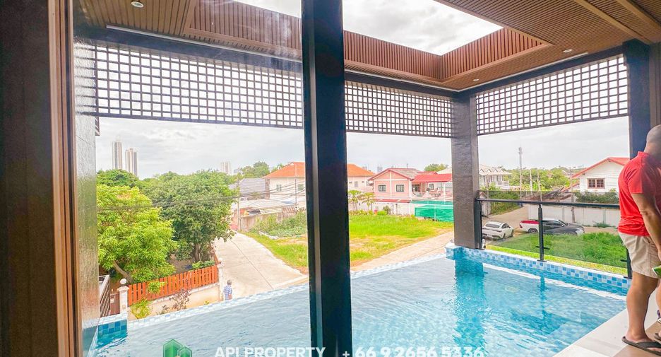 Casa en venta de 5 habitaciones en Bang Lamung, Chonburi