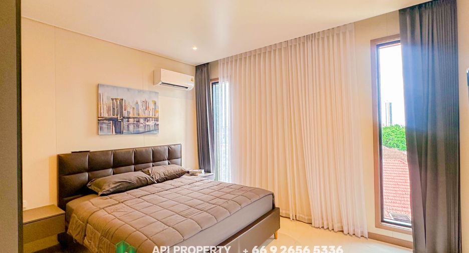 Casa en venta de 5 habitaciones en Bang Lamung, Chonburi