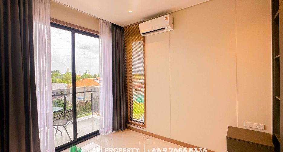 Casa en venta de 5 habitaciones en Bang Lamung, Chonburi