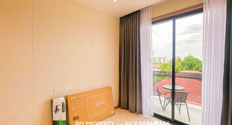 Casa en venta de 5 habitaciones en Bang Lamung, Chonburi