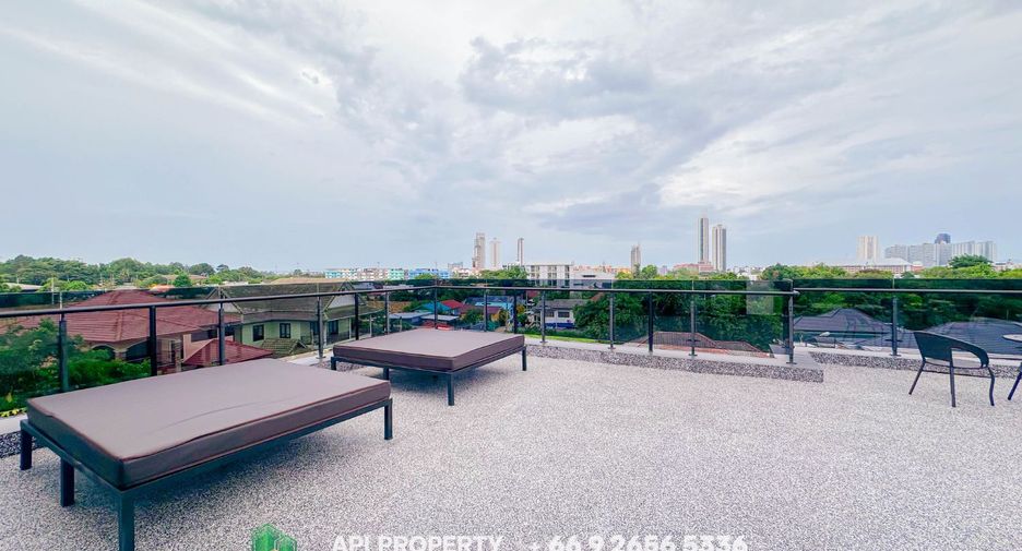 Casa en venta de 5 habitaciones en Bang Lamung, Chonburi