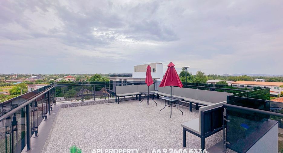 Casa en venta de 5 habitaciones en Bang Lamung, Chonburi