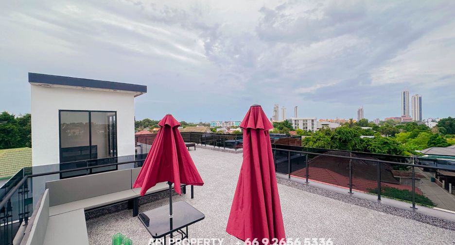 Casa en venta de 5 habitaciones en Bang Lamung, Chonburi