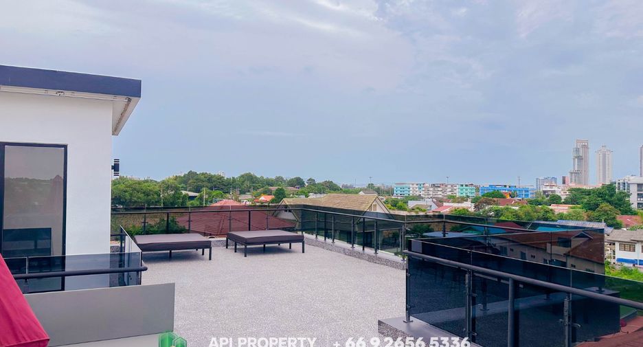 Casa en venta de 5 habitaciones en Bang Lamung, Chonburi