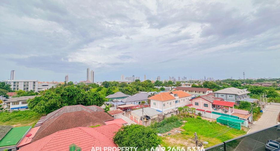 Casa en venta de 5 habitaciones en Bang Lamung, Chonburi