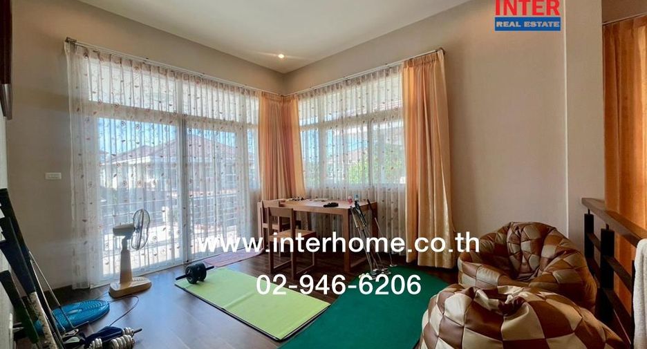 For sale 4 bedrooms house in Khlong Sam Wa, Bangkok