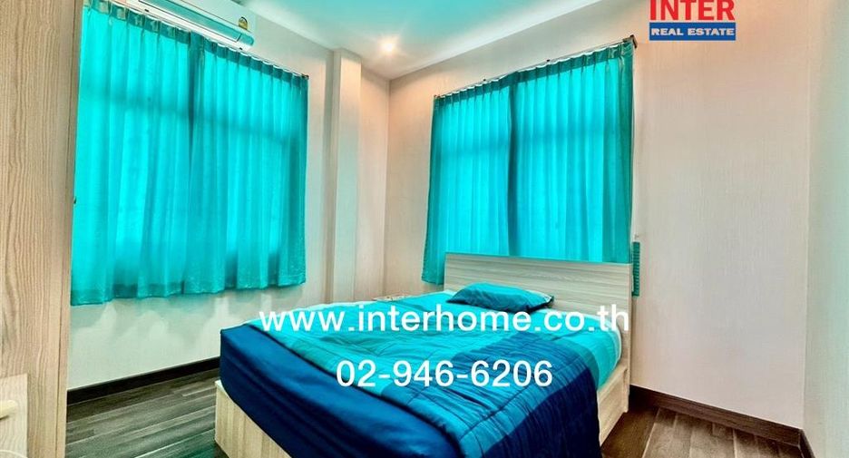 For sale 4 bedrooms house in Khlong Sam Wa, Bangkok