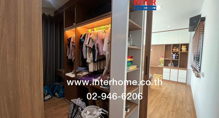 For sale 3 bedrooms house in Khlong Sam Wa, Bangkok