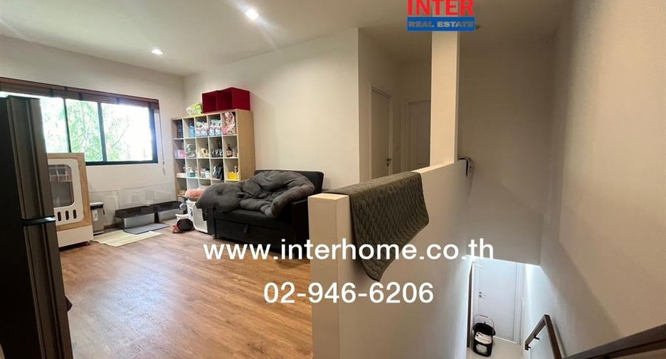 For sale 3 bedrooms house in Khlong Sam Wa, Bangkok
