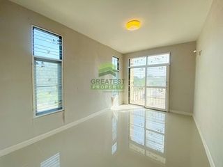 For sale 3 bedrooms townhouse in Phra Samut Chedi, Samut Prakan