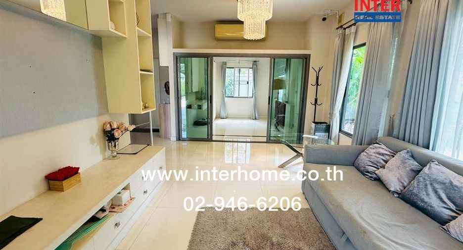 For sale 4 bedrooms house in Lat Krabang, Bangkok