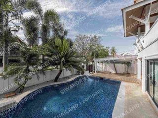 For rent 3 bedrooms villa in Bang Lamung, Chonburi