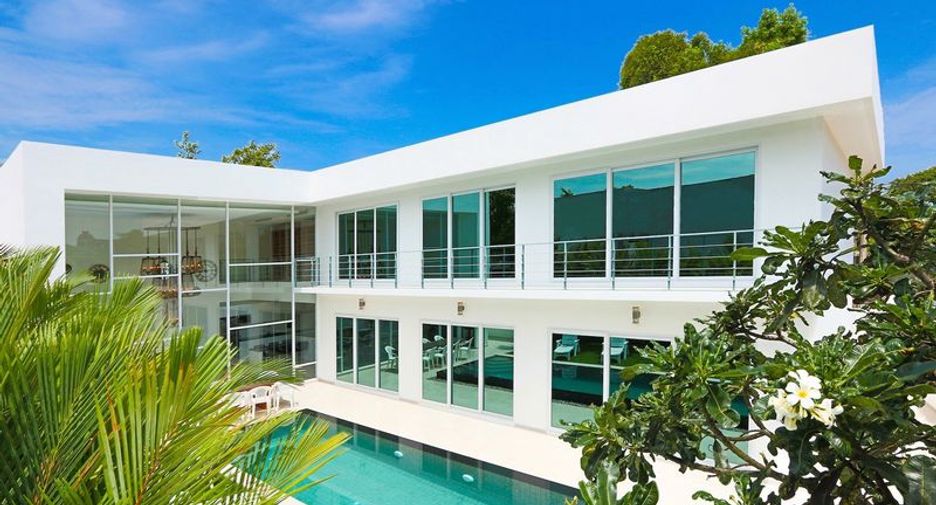 Villa zur Miete und zum Kauf mit 5 Zimmer in Bang Lamung, Chonburi