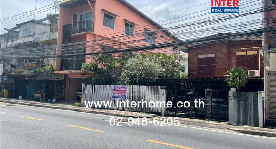 出售 3 卧室 独立屋 在 Phaya Thai, 曼谷