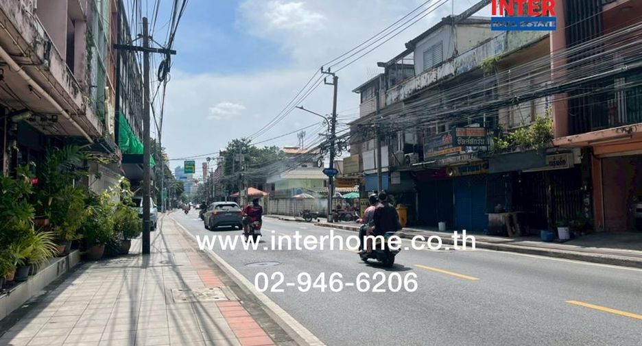 出售 3 卧室 独立屋 在 Phaya Thai, 曼谷