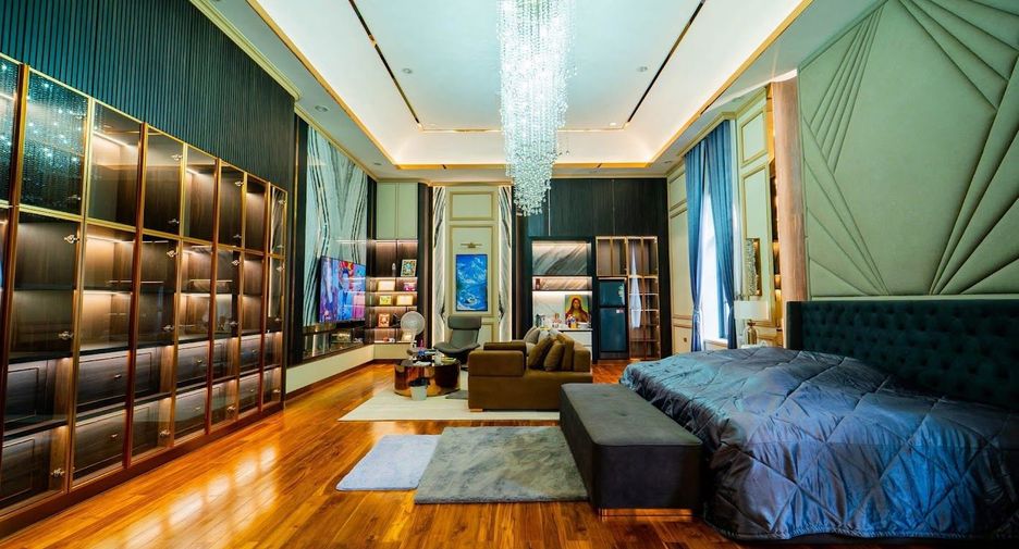 Haus zum Kauf mit 9 Zimmer in Thawi Watthana, Bangkok