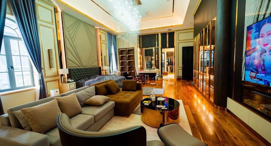 Haus zum Kauf mit 9 Zimmer in Thawi Watthana, Bangkok