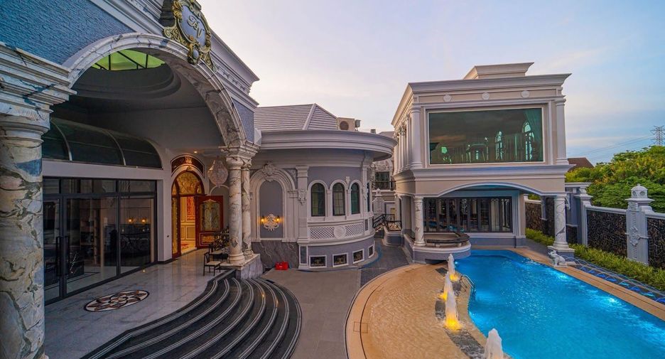 Haus zum Kauf mit 9 Zimmer in Thawi Watthana, Bangkok