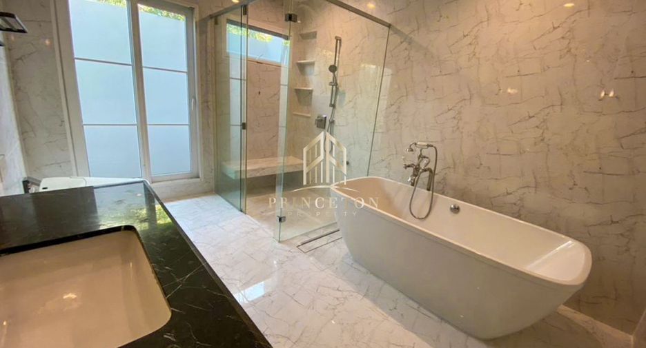 For rent そして for sale 4 ベッドルーム house in Bang Phli, Samut Prakan