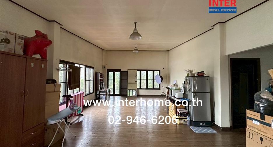 Haus zum Kauf mit 3 Zimmer in Sam Khok, Pathum Thani