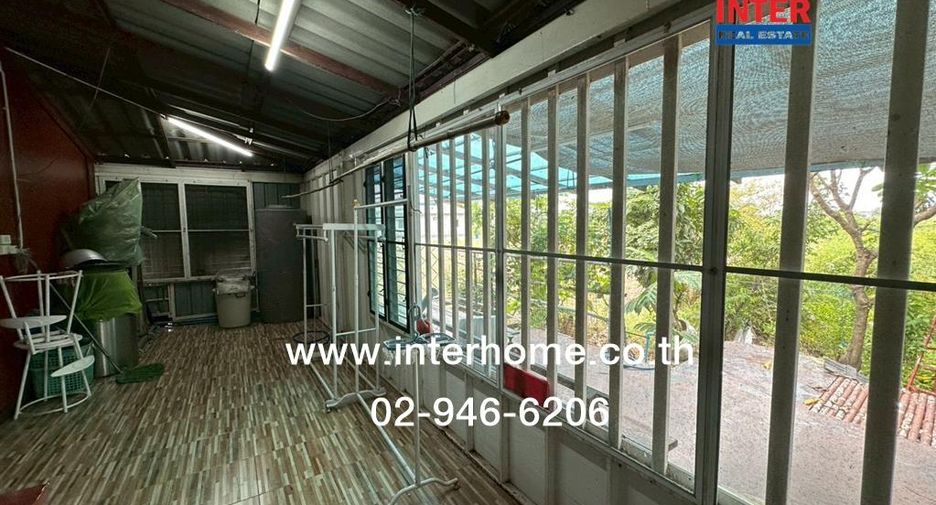 Haus zum Kauf mit 3 Zimmer in Sam Khok, Pathum Thani