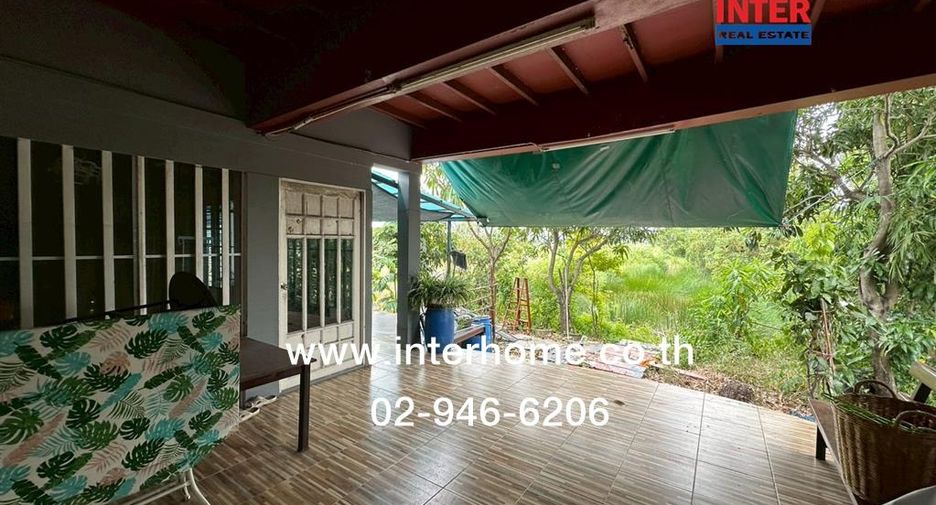 Haus zum Kauf mit 3 Zimmer in Sam Khok, Pathum Thani