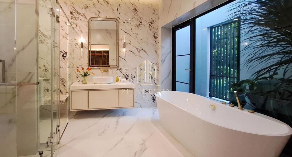 For sale 4 bedrooms house in Bang Phli, Samut Prakan