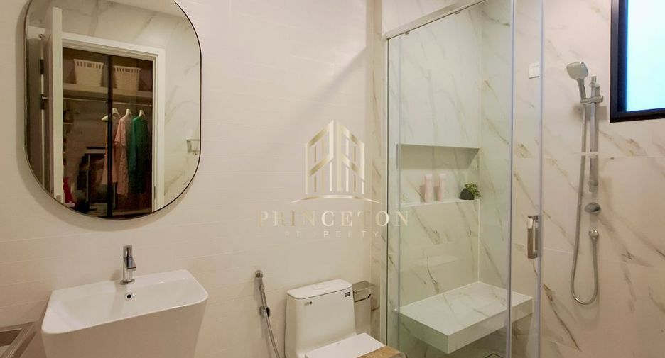 For sale 4 bedrooms house in Bang Phli, Samut Prakan