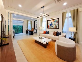 Casa en venta de 5 habitaciones en Bang Phli, Samut Prakan