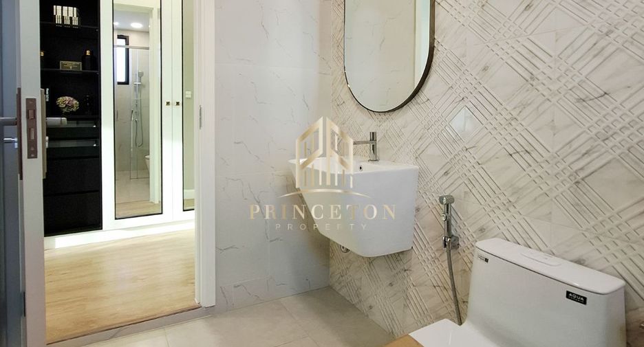 For sale 5 bedrooms house in Bang Phli, Samut Prakan