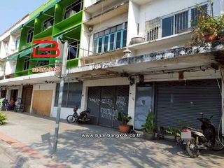 For sale 4 bedrooms retail Space in Ratchathewi, Bangkok
