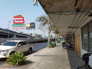 For sale 4 bedrooms retail Space in Ratchathewi, Bangkok
