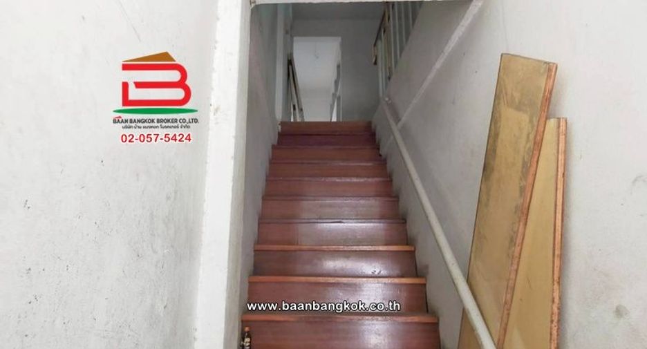 For sale 4 bedrooms retail Space in Ratchathewi, Bangkok