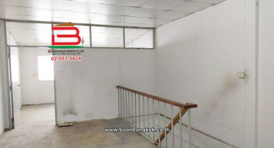 For sale 4 bedrooms retail Space in Ratchathewi, Bangkok