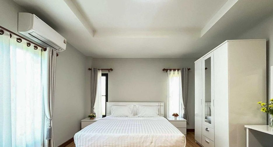 For rent 3 bedrooms house in San Kamphaeng, Chiang Mai