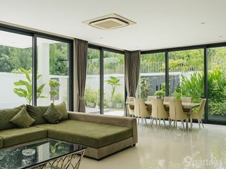 Haus zur Miete mit 5 Zimmer in Bang Lamung, Chonburi