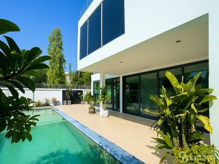 Haus zur Miete mit 5 Zimmer in Bang Lamung, Chonburi