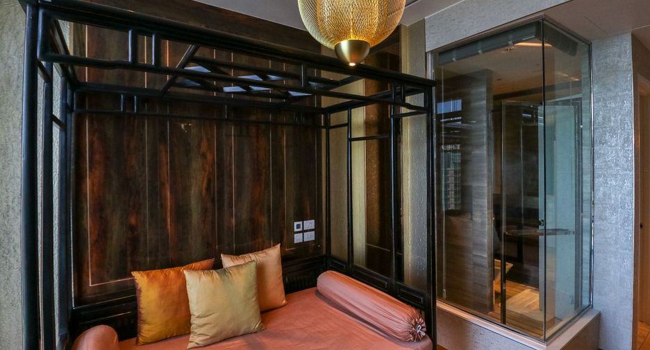 For rent 3 bedrooms condo in Bang Kho Laem, Bangkok