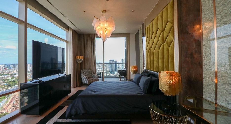 For rent 3 bedrooms condo in Bang Kho Laem, Bangkok