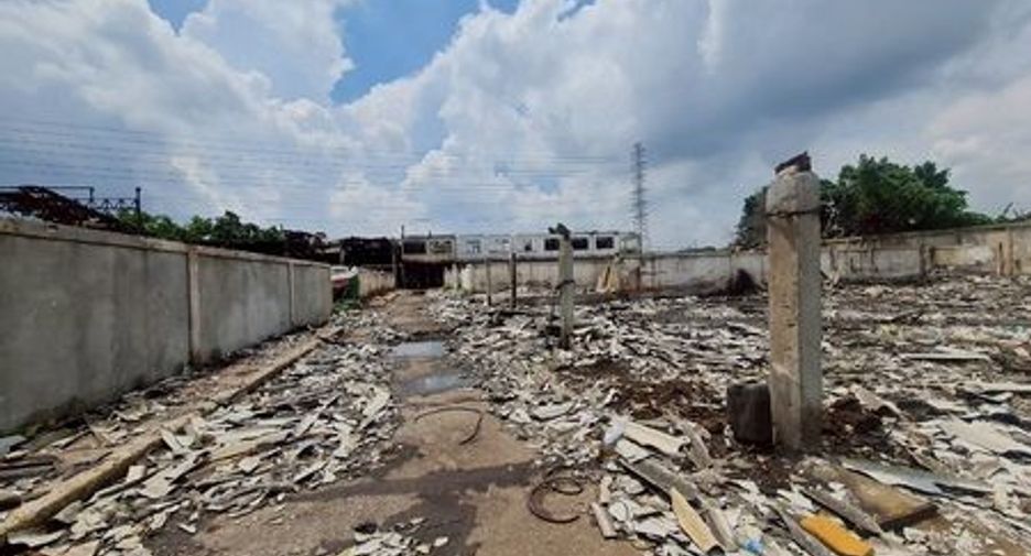Almacén en venta en Krathum Baen, Samut Sakhon