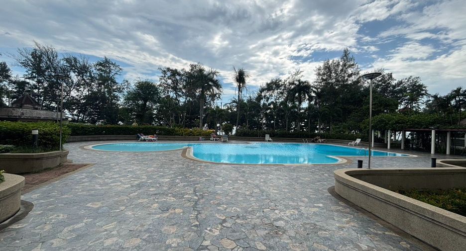 For sale 2 bedrooms condo in Mueang Rayong, Rayong