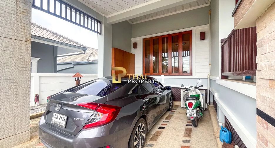 For sale 3 bedrooms townhouse in Hua Hin, Prachuap Khiri Khan