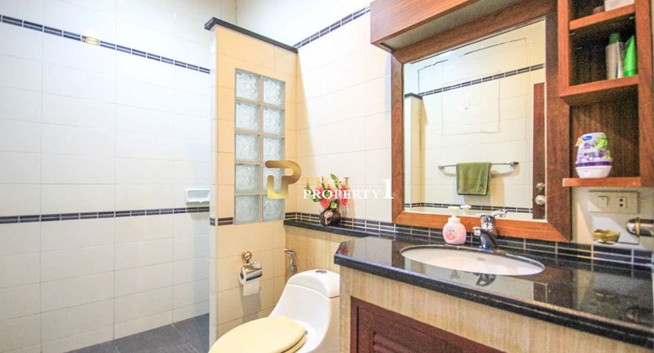 For sale 3 bedrooms townhouse in Hua Hin, Prachuap Khiri Khan