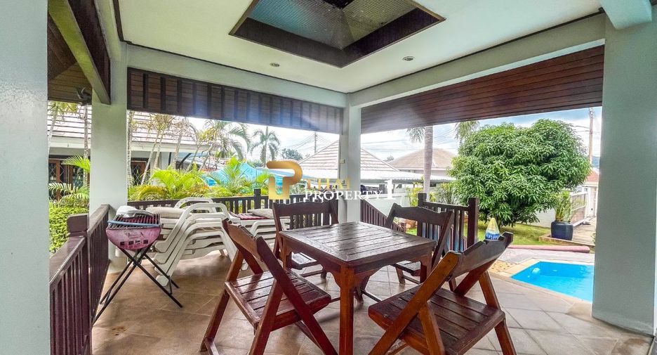 For sale 3 bedrooms townhouse in Hua Hin, Prachuap Khiri Khan
