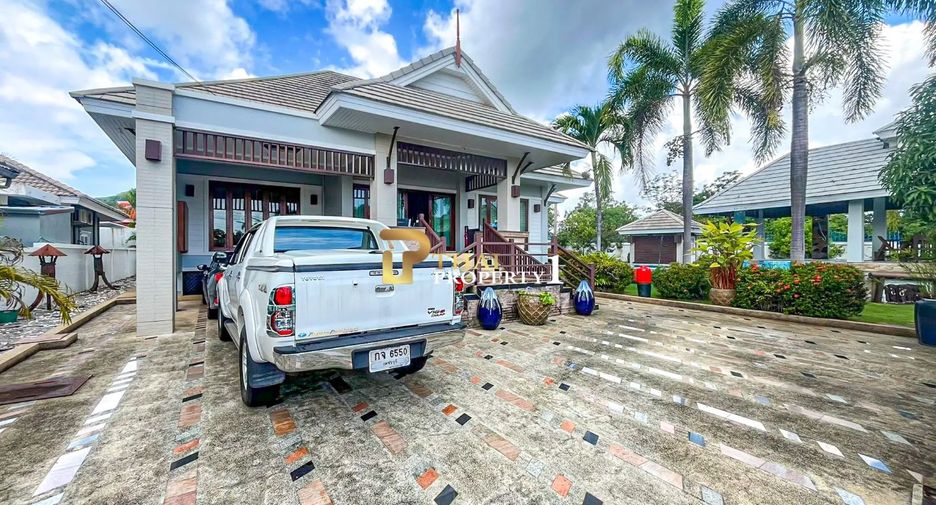 For sale 3 bedrooms townhouse in Hua Hin, Prachuap Khiri Khan
