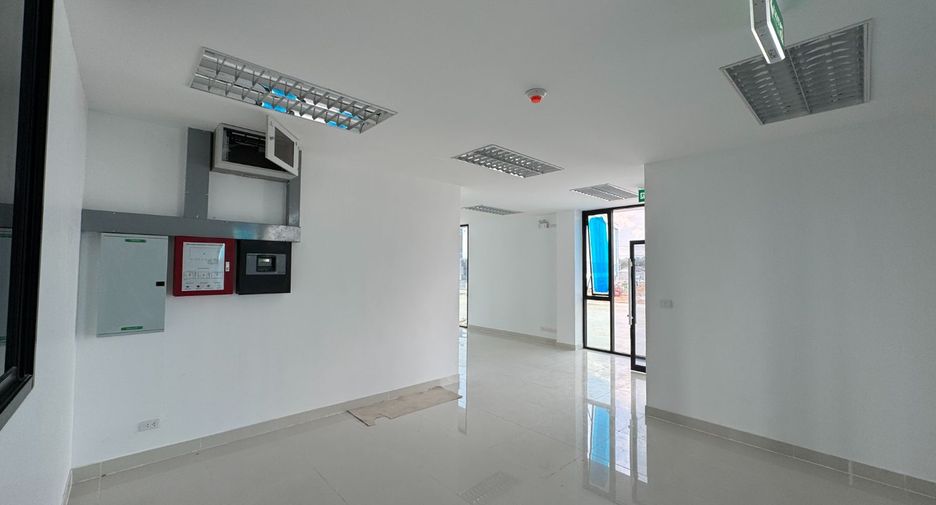 For rent warehouse in Si Racha, Chonburi